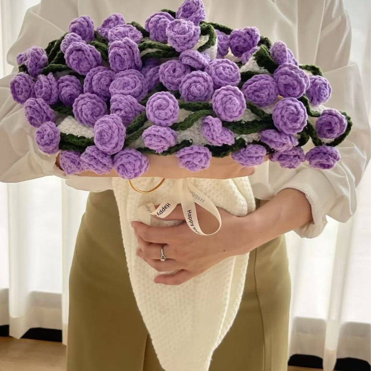 Rose Bouquet Decorative Blanket